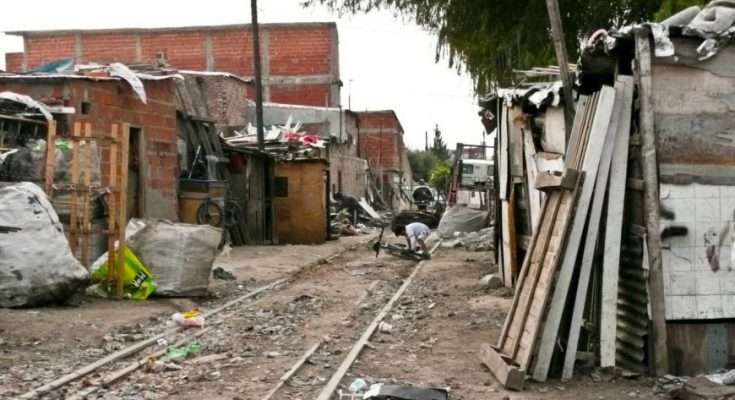 Según el Indec, la pobreza en el Gran Paraná alcanza al 35,3% de las personas y en Concordia al 49,2%