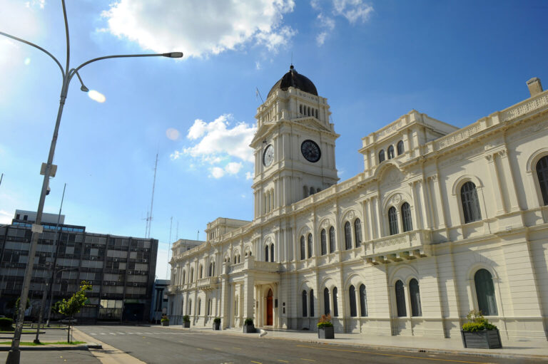 Entre Ríos confirmó el cronograma de pagos de noviembre para la administración pública